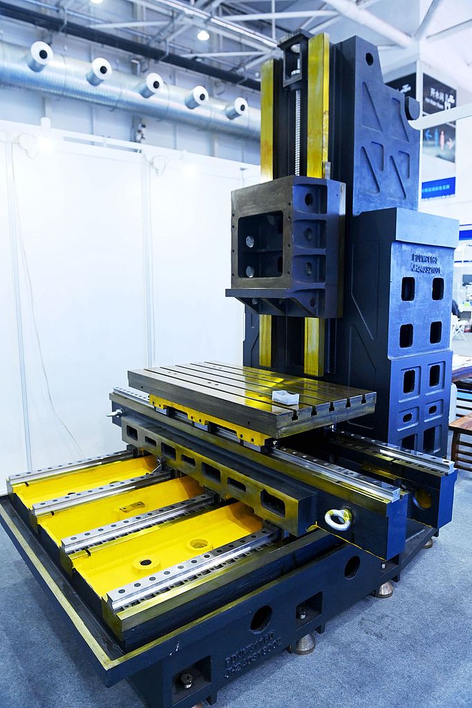 机器人、新能源汽车需求持续提升 有国内机床企业订单已排至9月