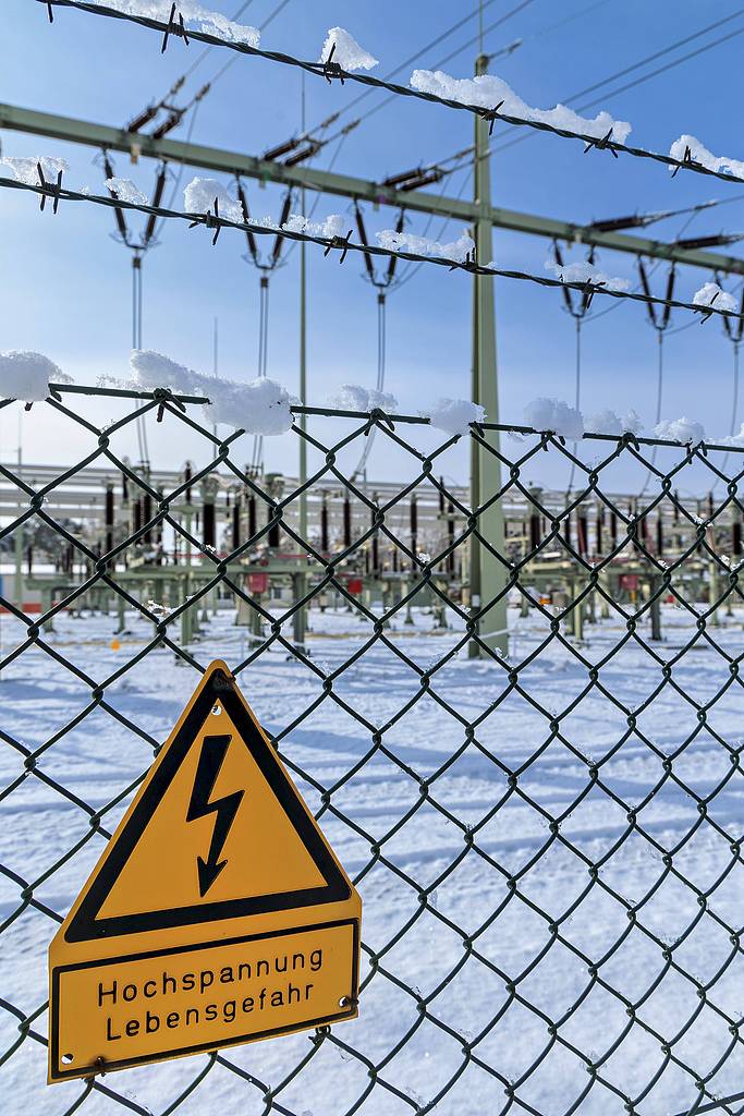 谷歌和特斯拉组建“电网利用联盟” AI缺电逻辑有望持续演绎