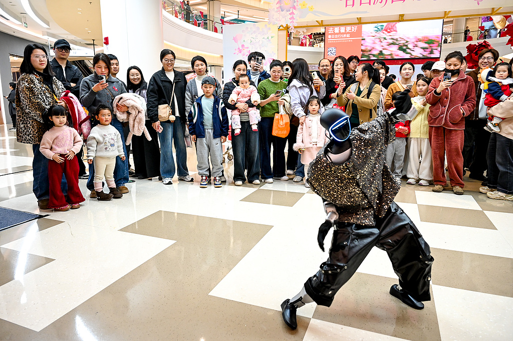 上交所受理宇树科技IPO申请 机器人产业化进程全面提速