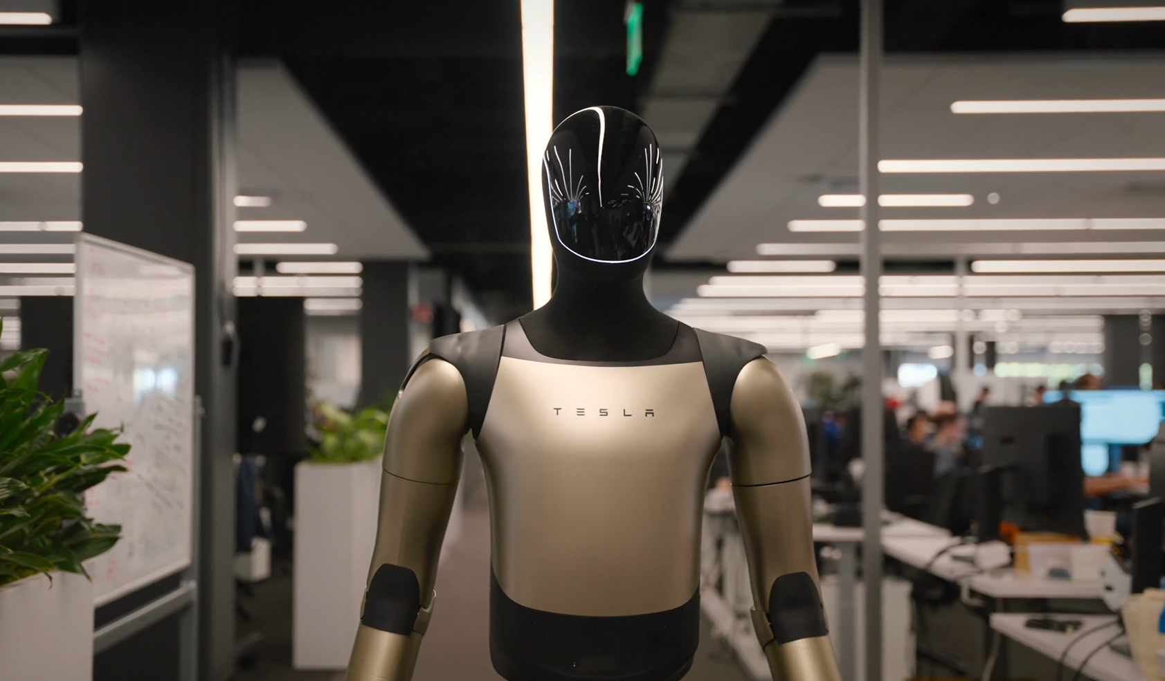 特斯拉机器人最新视频曝光 展