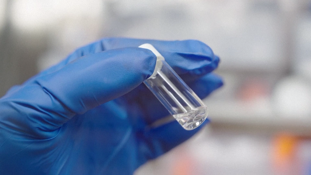 储能需求非线性增长推动 机构称电解液环节有望迎盈利重塑