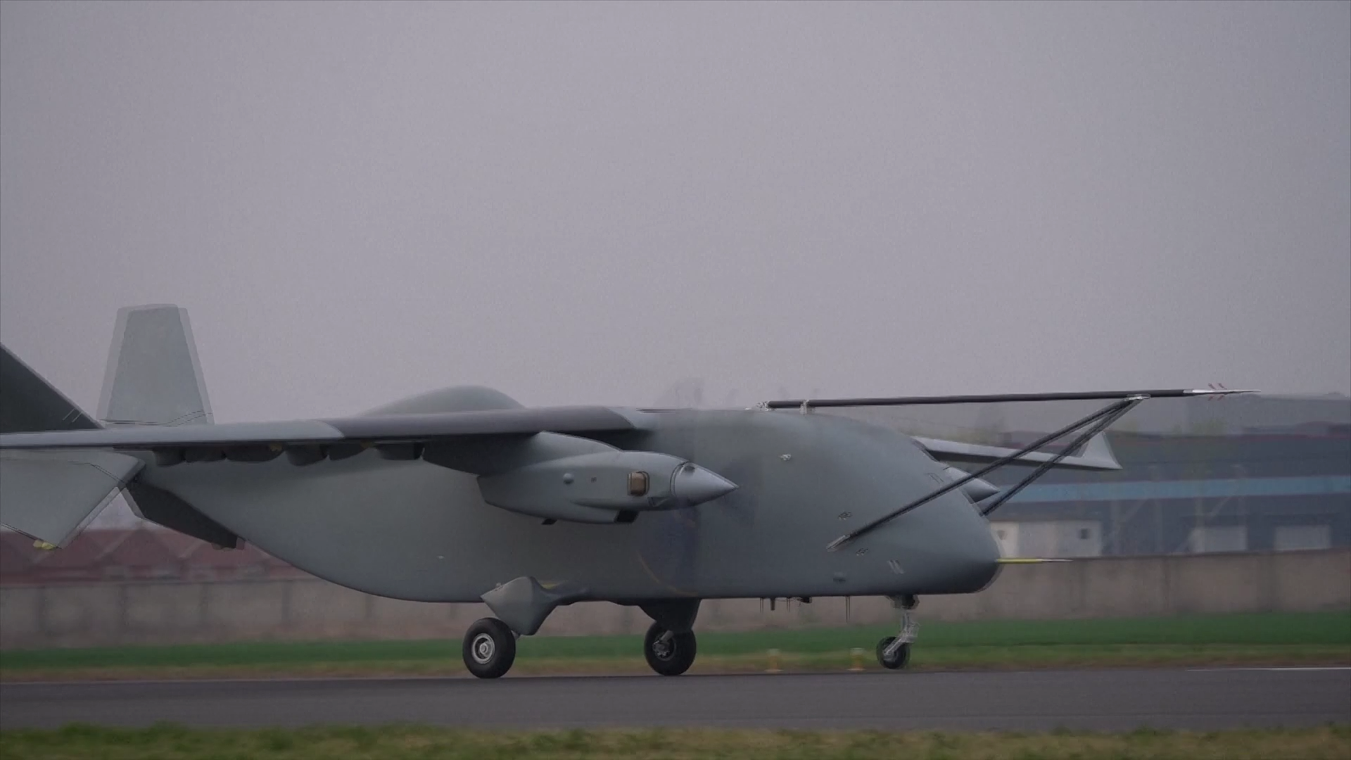 长鹰-8大型运输无人机今天将首飞