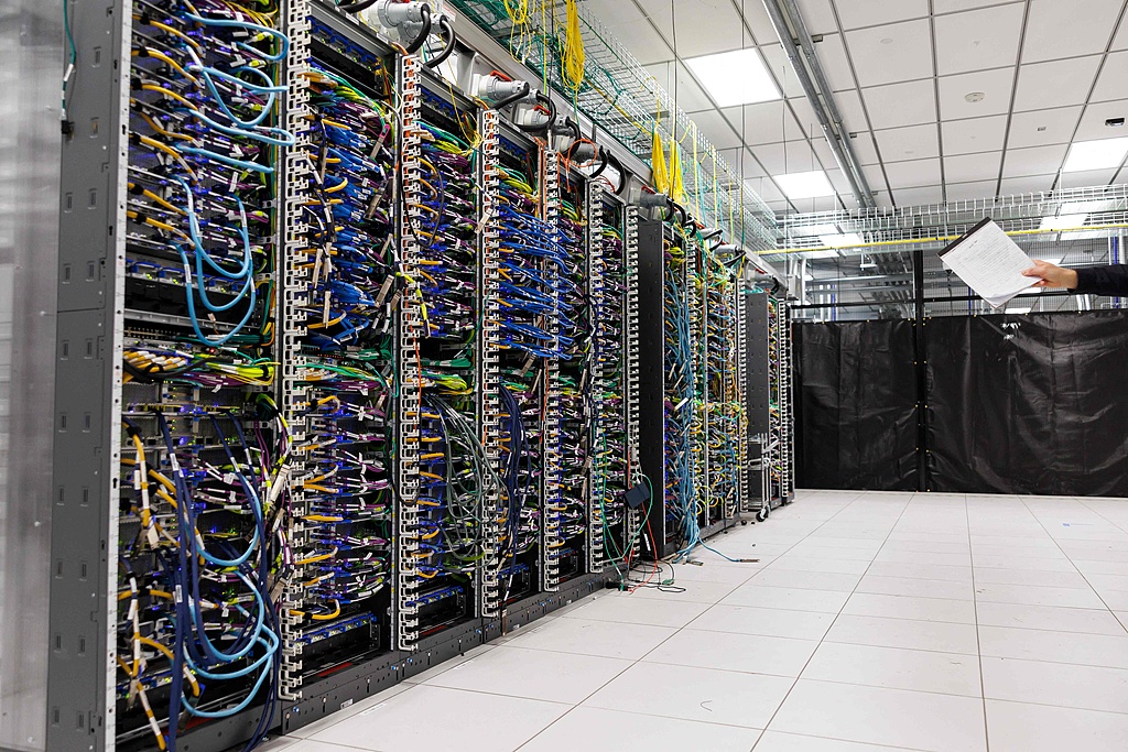 战火烧向科技公司！亚马逊中东云计算中心遭袭 更多基础设施成为目标