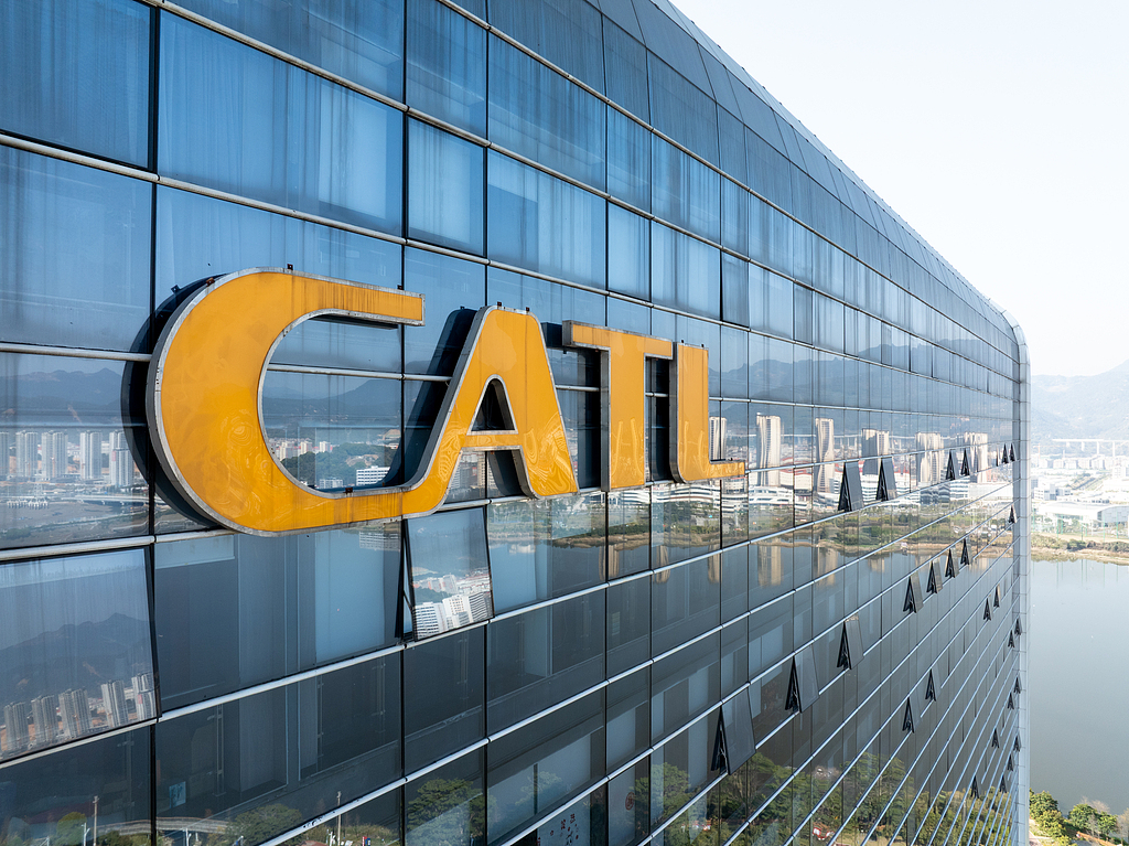 宁德时代连发多条重要公告，涉