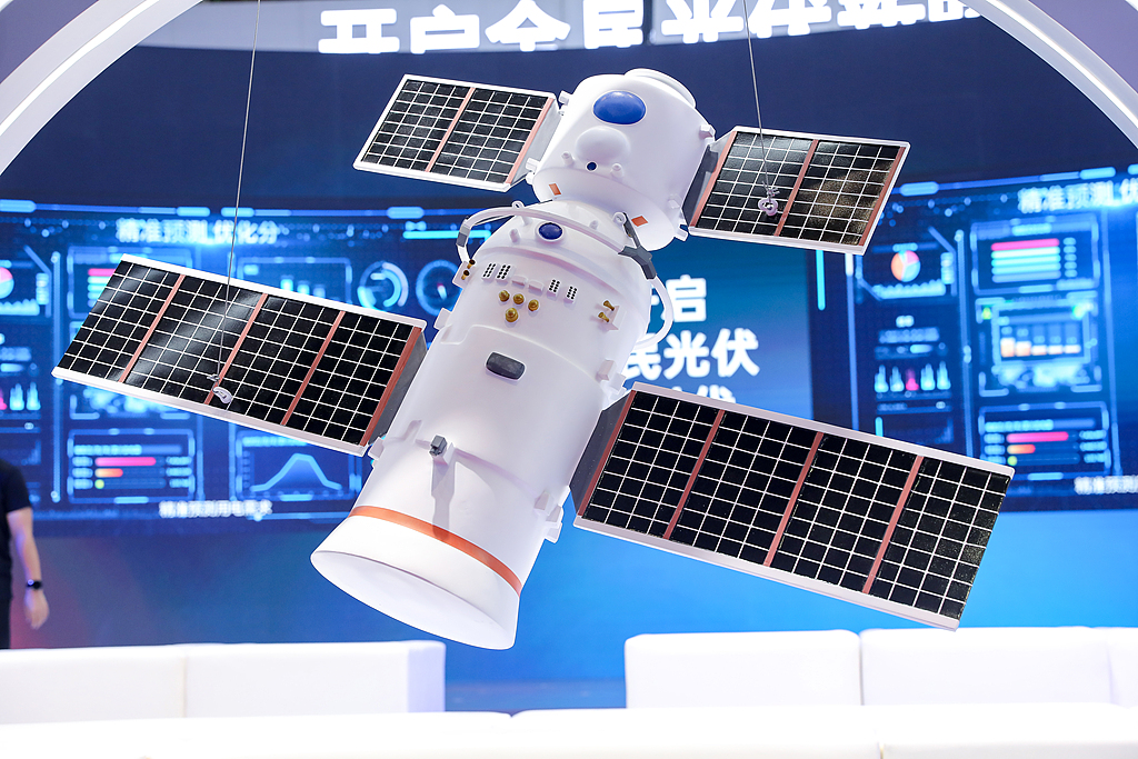 Meta拟引太空光伏驱动AI数据中心 太空光伏发展有望提速