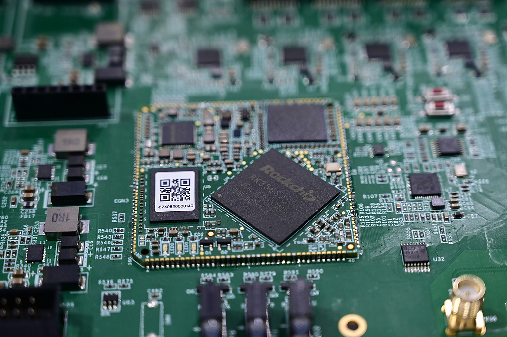 AI PCB市场进入高速增长期 PCB钻针或成最具弹性的细分赛道