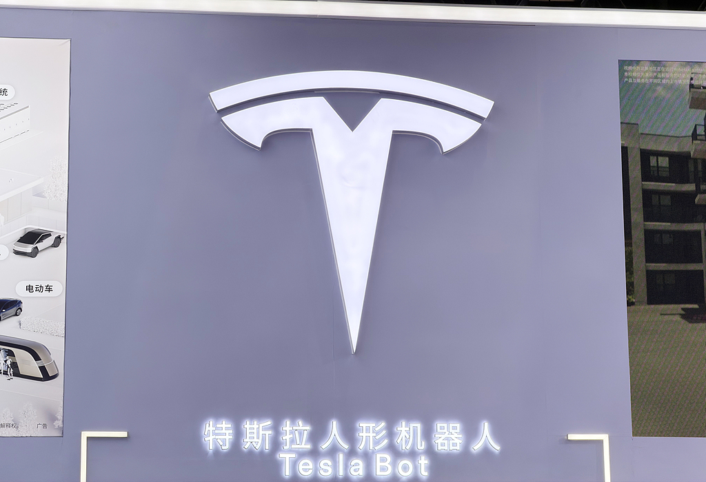 华尔街投行更新特斯拉估值模型：400美元股价相当于“白送”Optimus