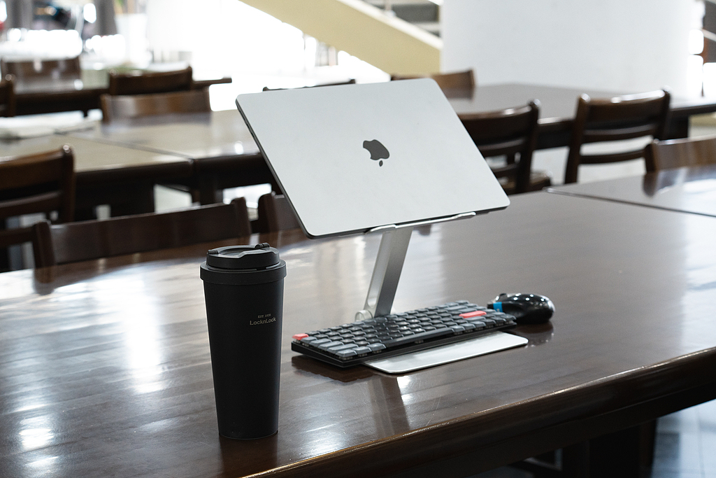 微软报告引发市场争议：Windows电脑比MacBook Neo更胜一筹？