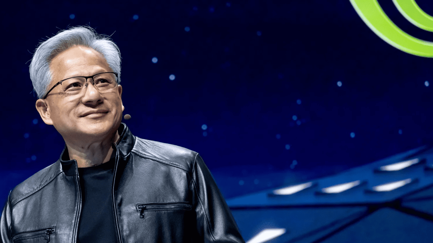 股票奖励大缩水！黄仁勋2026财年总薪酬曝光 较上年少拿1360万美元
