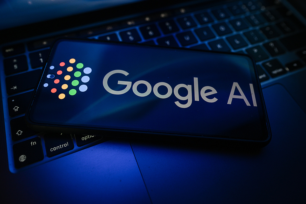 谷歌正抢先布局移动端AI：Gemini将植入Android “迎战”苹果大更新