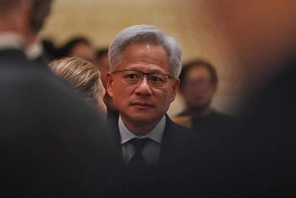 英伟达财报本周重磅来袭！黄仁勋将面临三大拷问