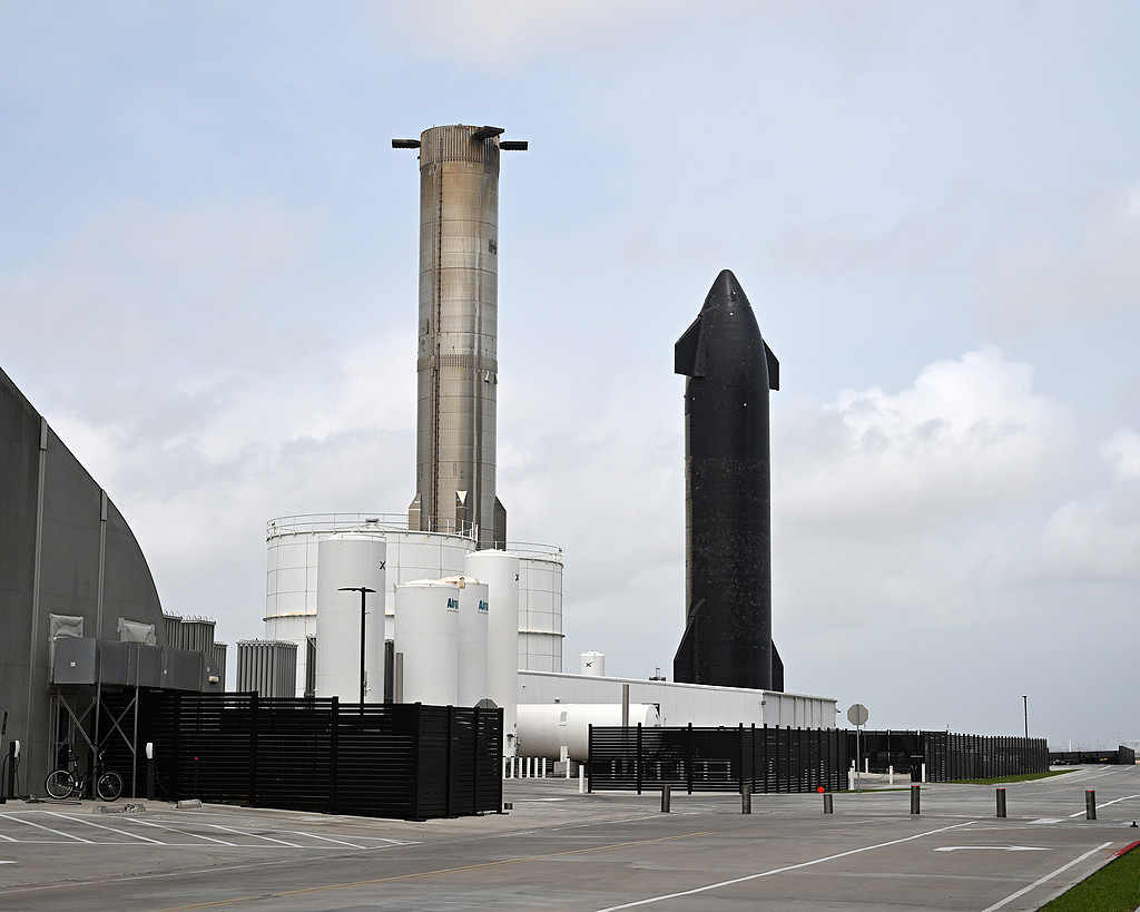 SpaceX启动拆股为IPO扫清高价障碍 商业航天迎来发展黄金期
