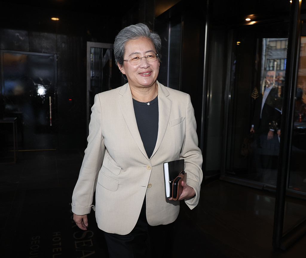 AMD AI开放日落地上海！苏姿丰现身 称中国拥有全球最具活力的AI生态系统